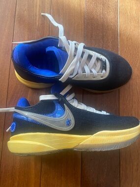 Nike LeBron 20 Uninterrupted Speak Your Truth Sneakers